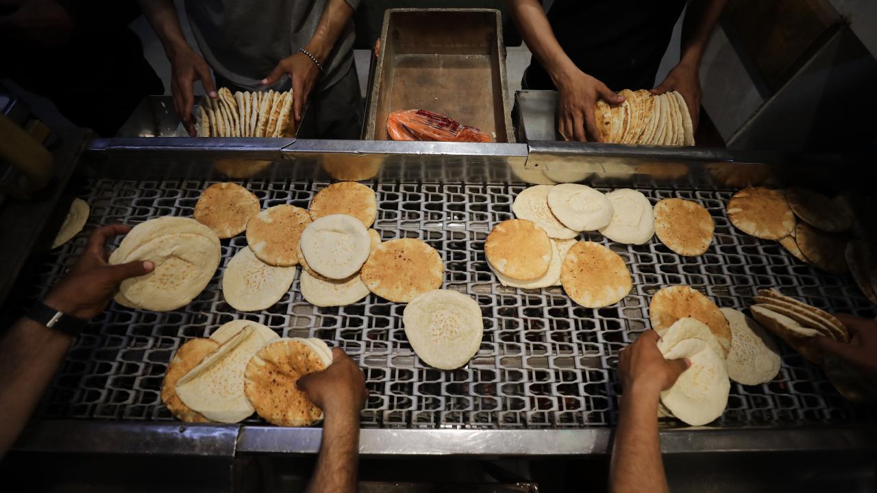 Gazze Ekmek Dağıtımı Gazze Ekmek Dağıtımı